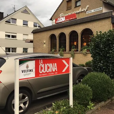 Hotel Und Brunnenhof